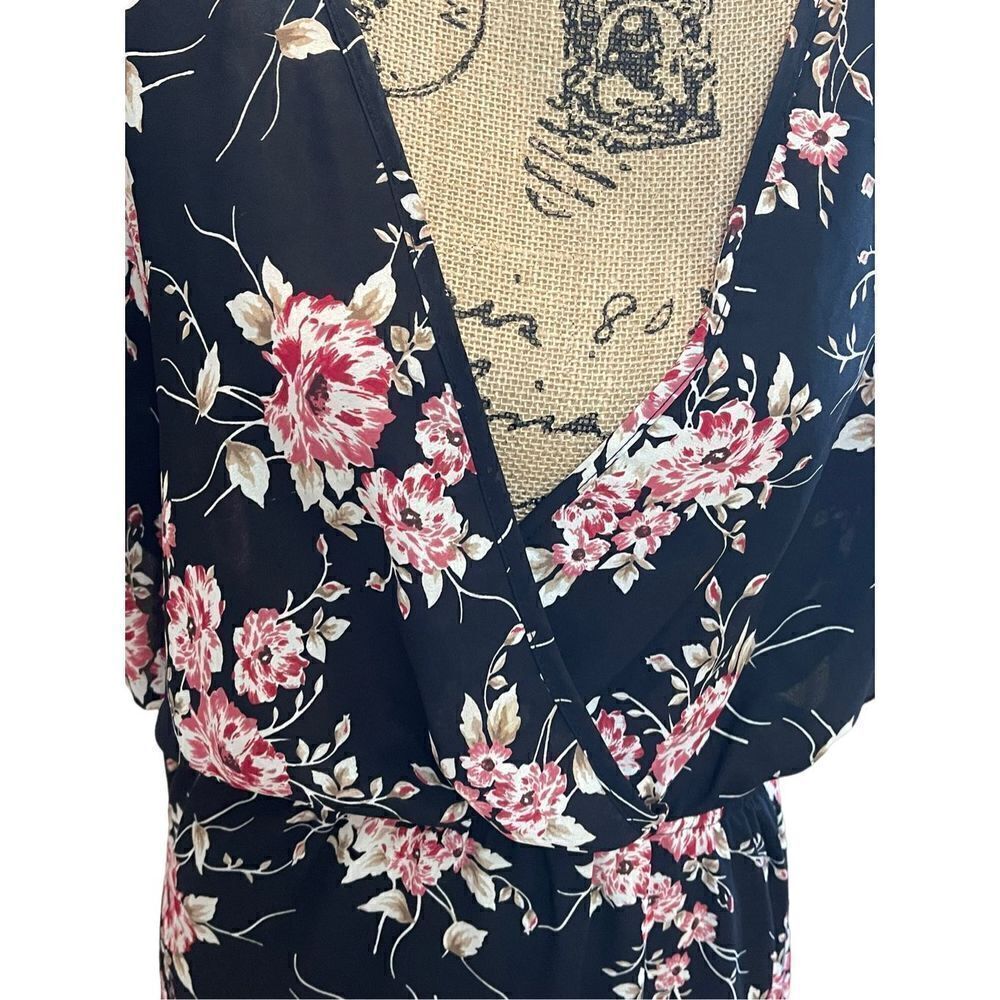 Torrid Floral Blouse - Picture 2 of 4